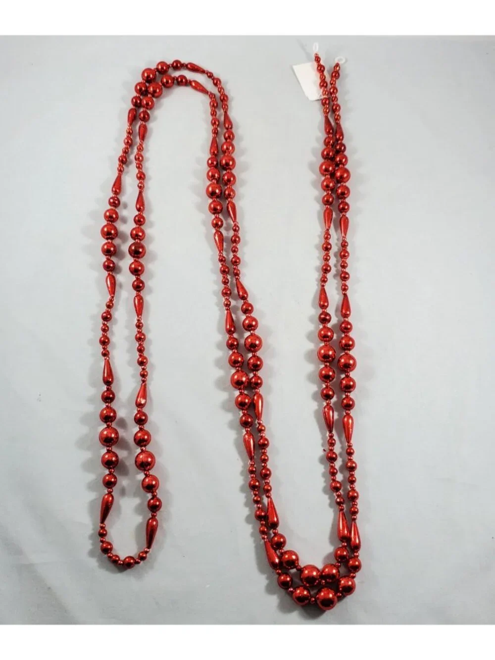 Set of 5 Marshall Fields Red Water Drop Plastic Bead Christmas Garland 9ft each